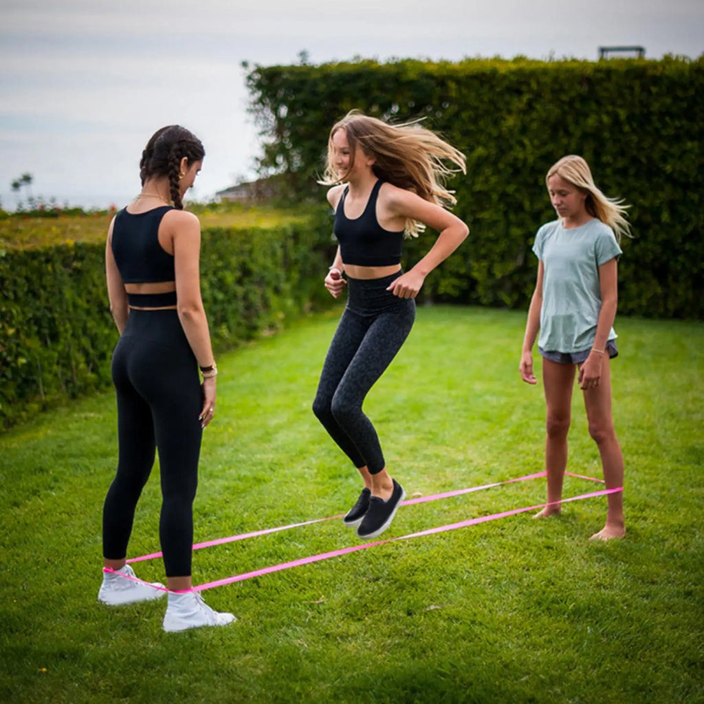 🎀 Corda de Pular Elástica Chinesa – Diversão e Movimento para Crianças