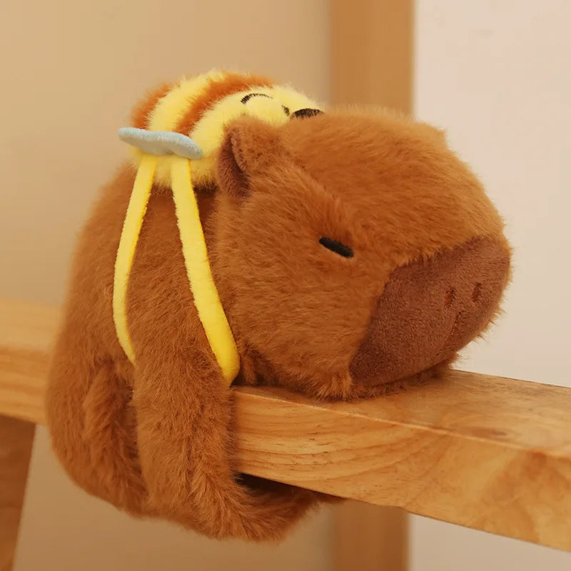 🦊 Pelúcia Abraço Kawaii – Pulseira de Animais