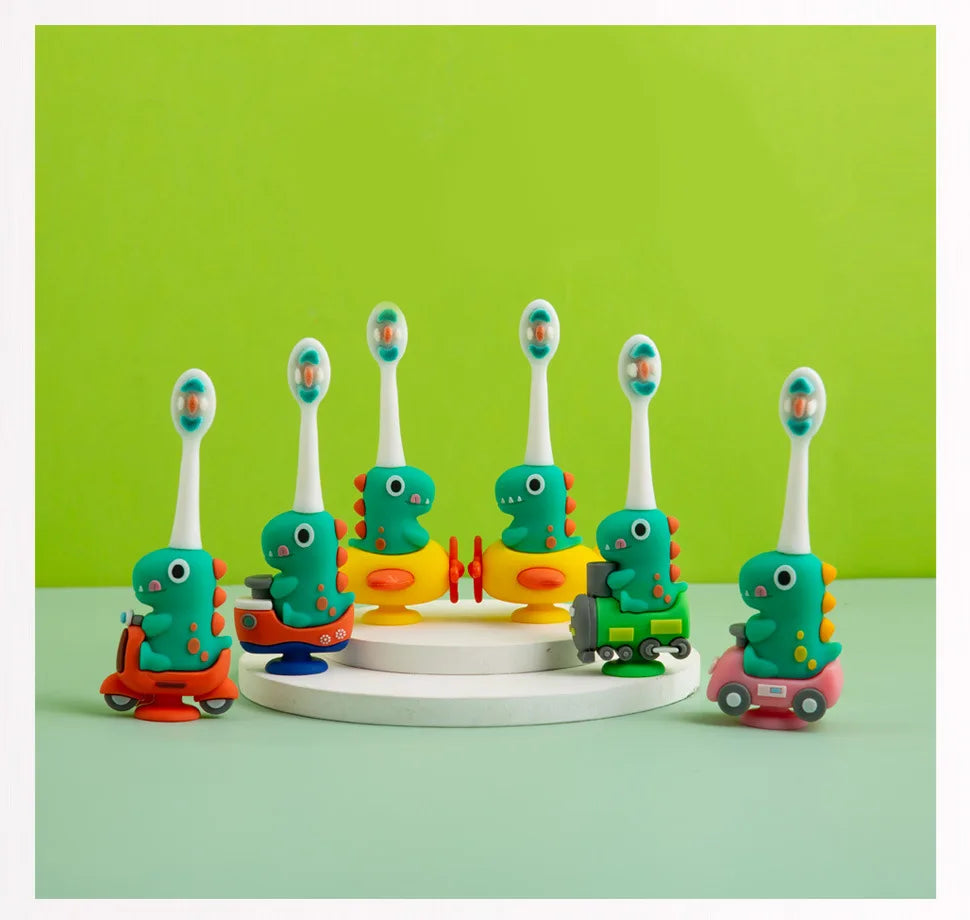 Escova de Dentes Infantil Cartoon – Cerdas Macias, a favorita da criançada