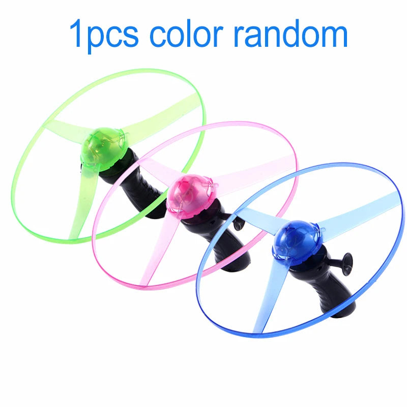 🛸 Disco Voador LED com Hélice – Brinquedo Voador para Crianças