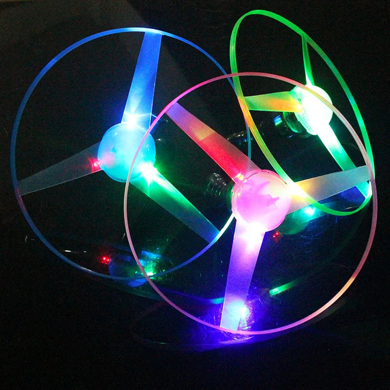 🛸 Disco Voador LED com Hélice – Brinquedo Voador para Crianças