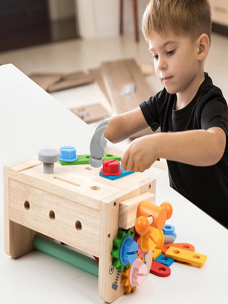🔨 Banco de Ferramentas Montessori de Madeira – Brinquedo Educativo de Construção